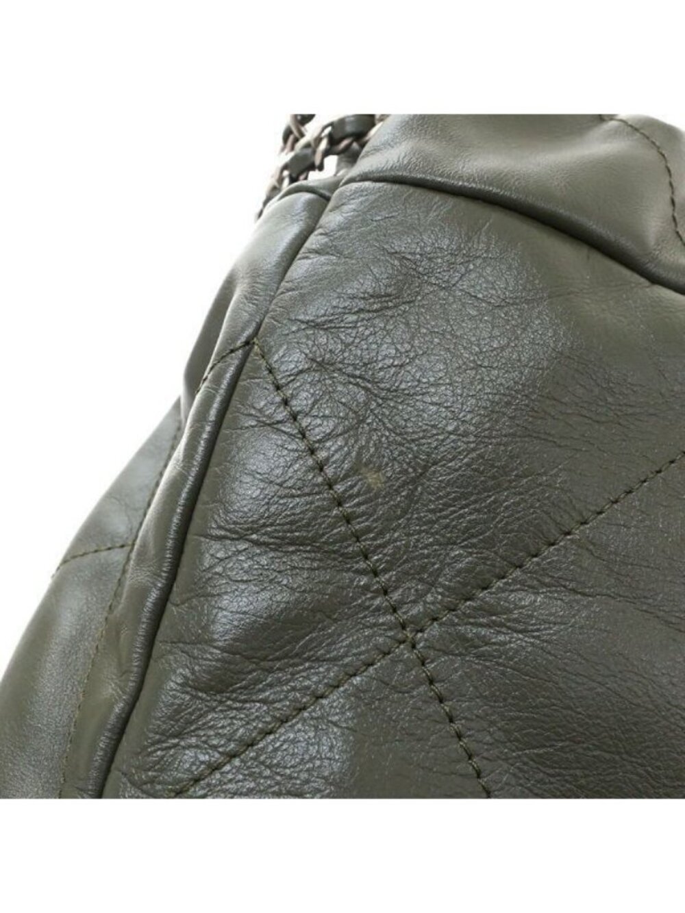 Chanel 22 Chain Backpack - Picture 4 of 9